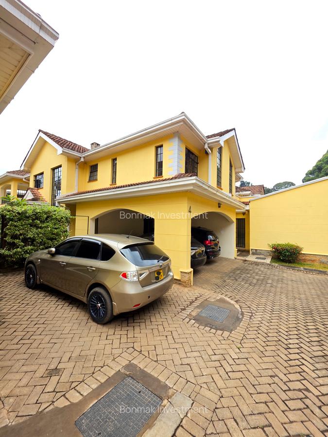 4 Bed Townhouse with En Suite at Lavington Green - 1