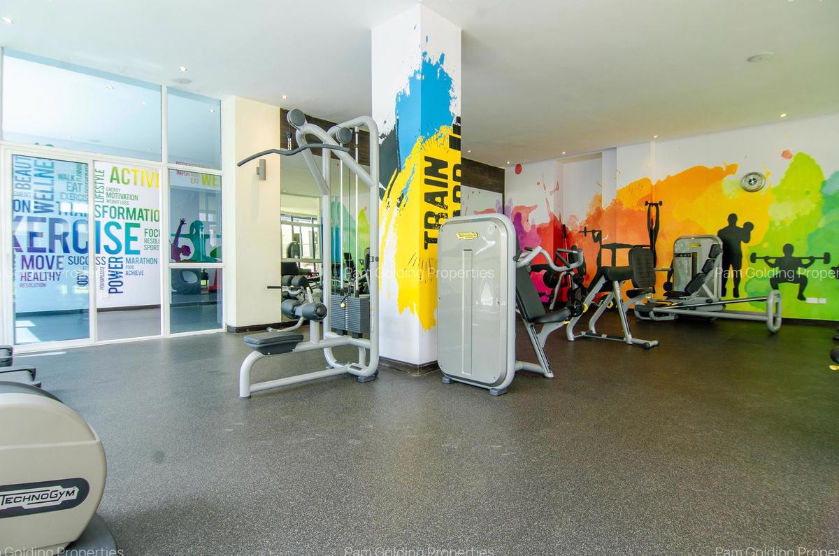 3 Bed Apartment with En Suite in Riverside - 15