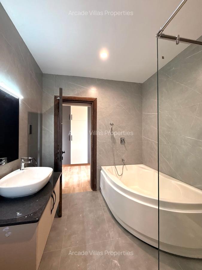 Furnished 3 Bed Apartment with En Suite in Kileleshwa - 12