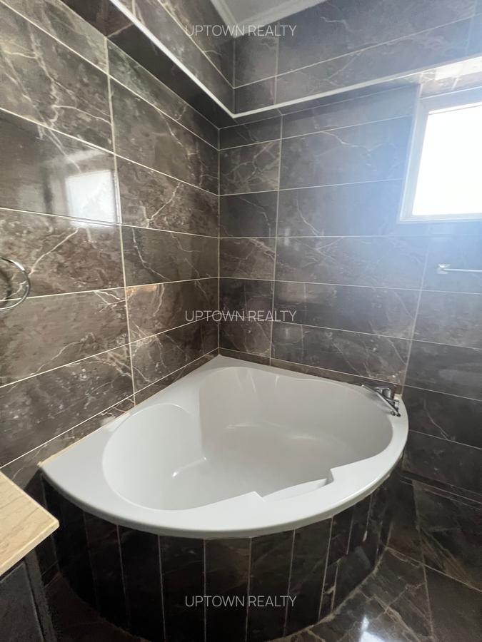 Serviced 3 Bed Apartment with En Suite at Riverside - 9