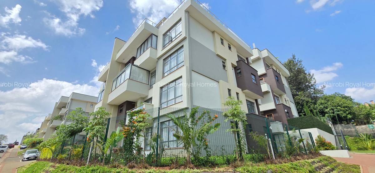 4 Bed Townhouse with En Suite at The Loft Two Rives - 1