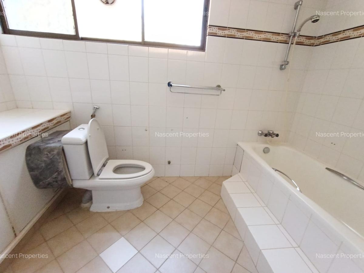 6 Bed House with En Suite in Gigiri - 8