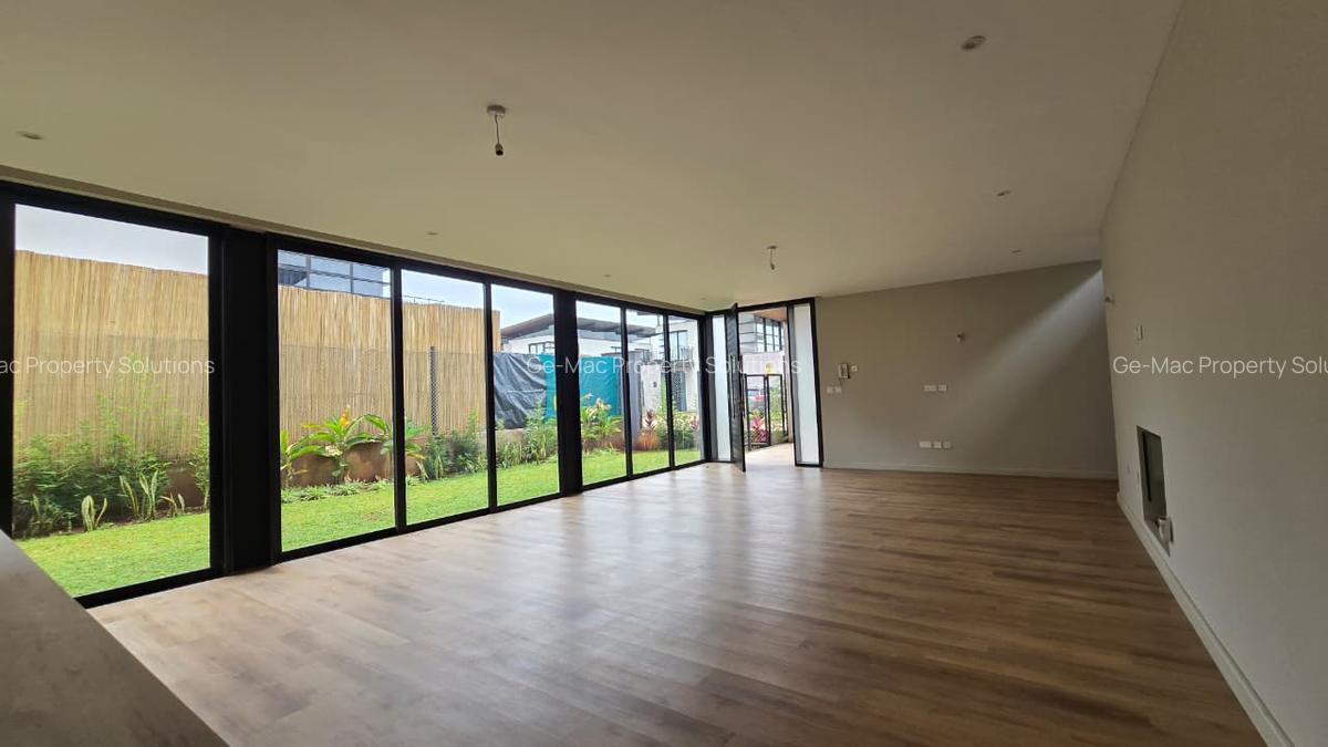 4 Bed House with En Suite in Kiambu Road - 4