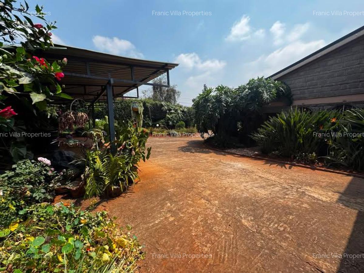 3 Bed House with En Suite at Runda - 17