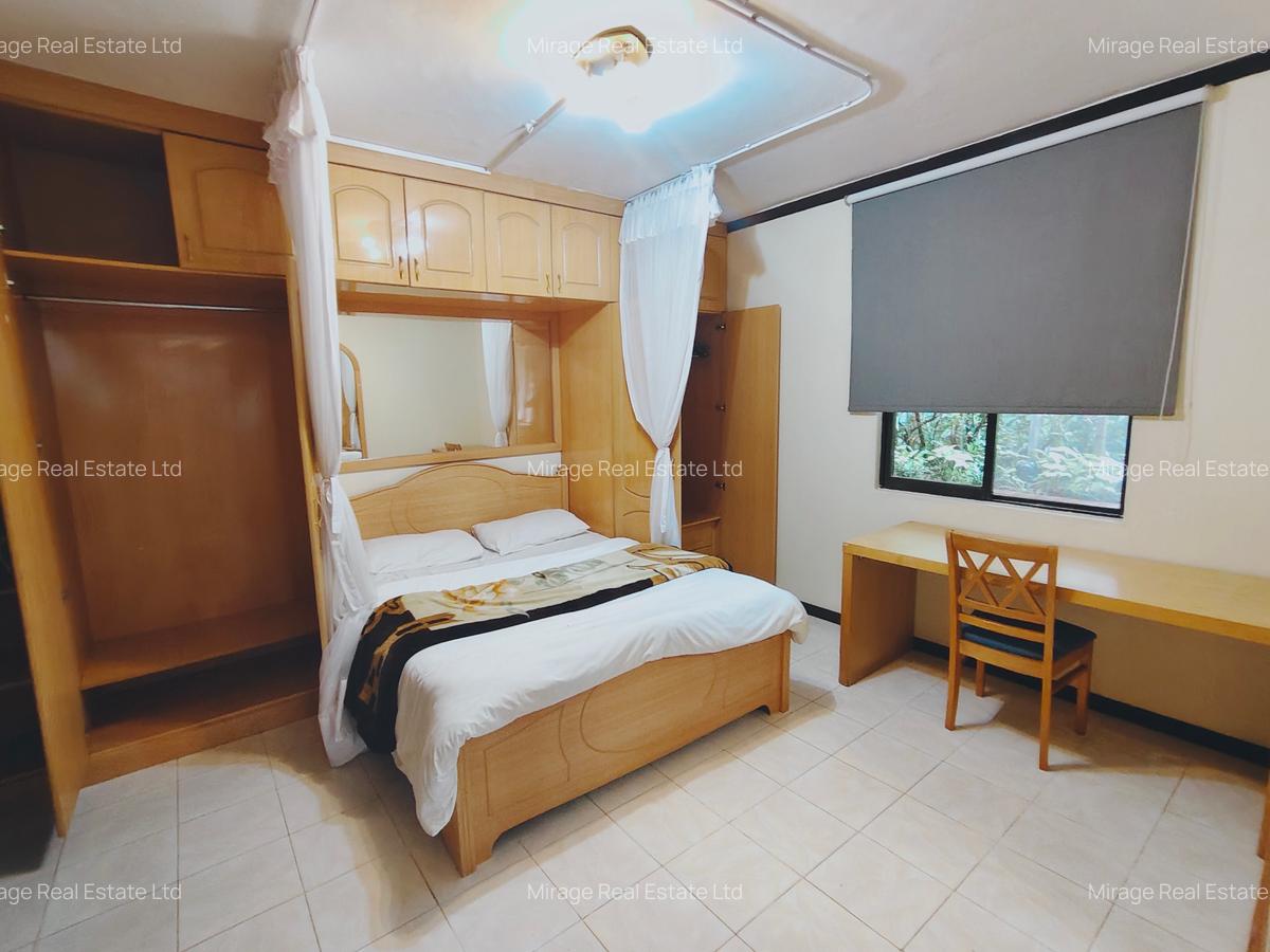 1 Bed House with Swimming Pool in Riverside - 10