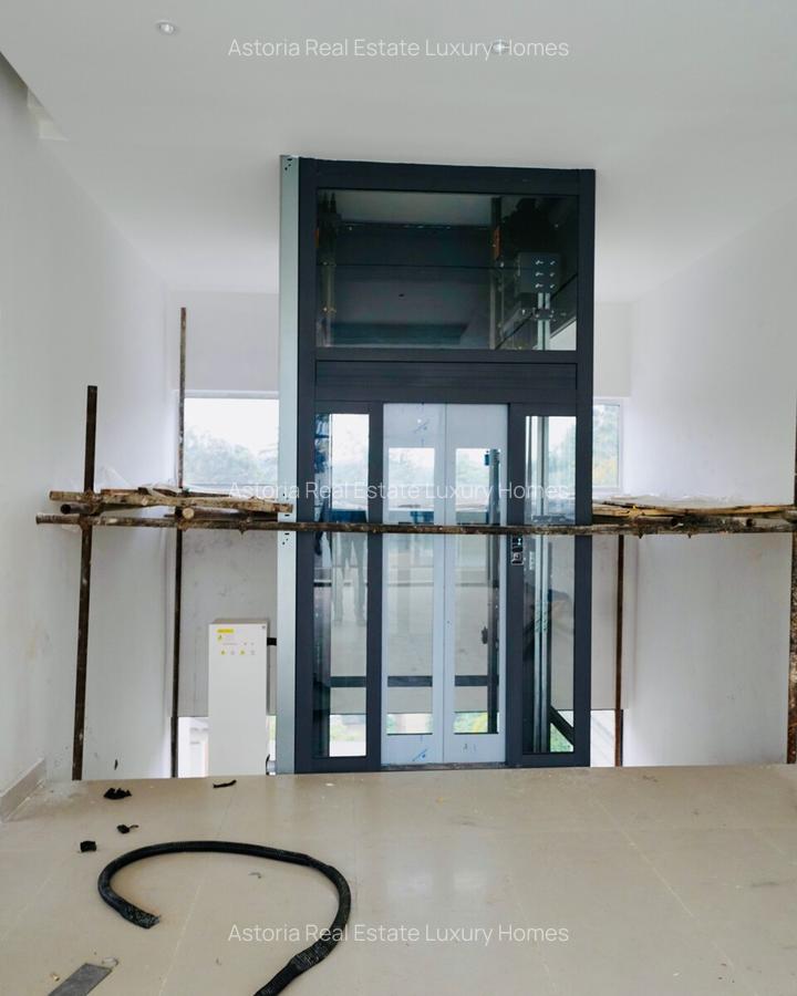 5 Bed Villa with En Suite at 2026-187 - 12