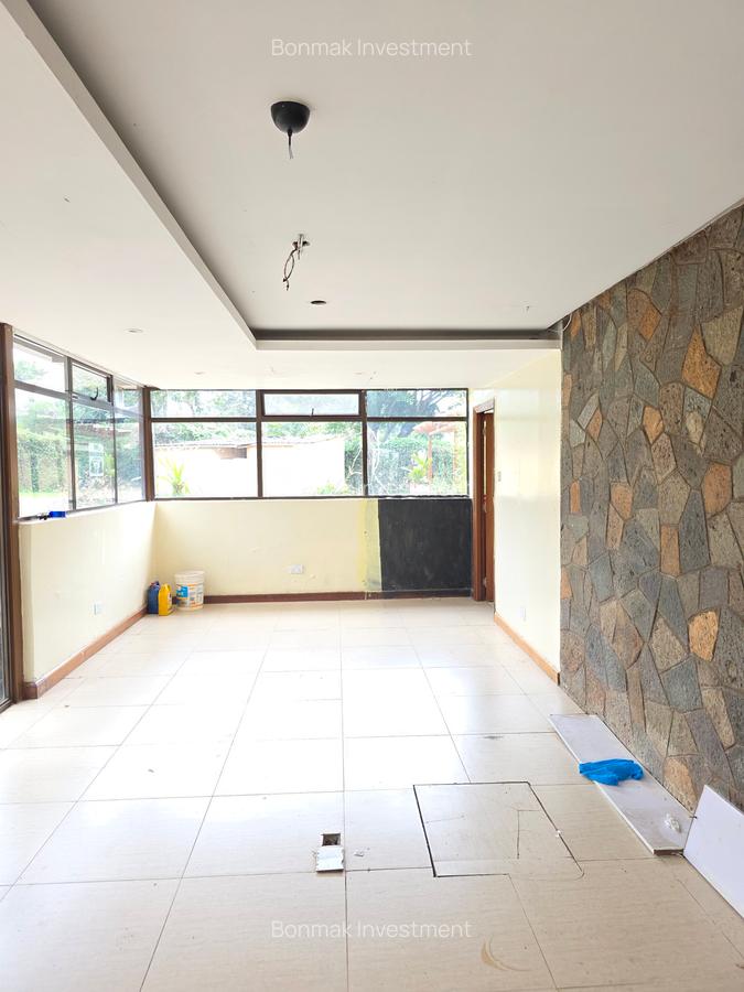 Commercial Property with Fibre Internet at Lavington Green - 12