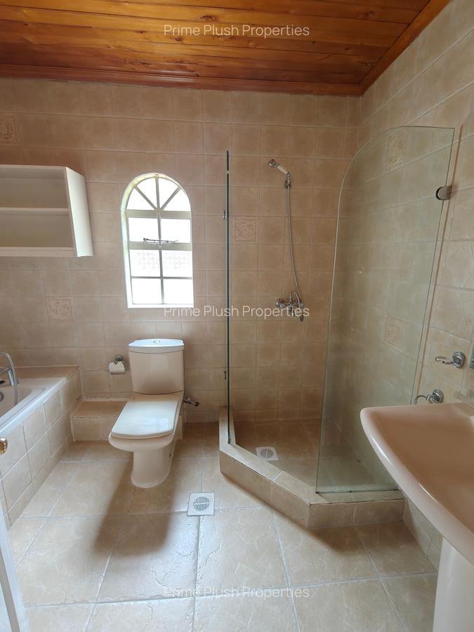 5 Bed House with En Suite in Karen - 7