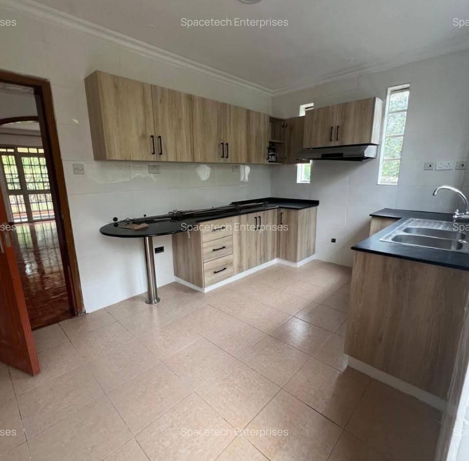 4 Bed Townhouse with En Suite in Loresho - 4