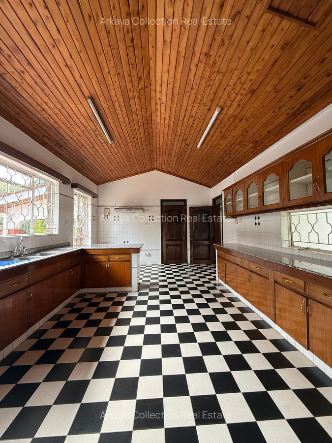 5 Bed House with En Suite in Gigiri - 7