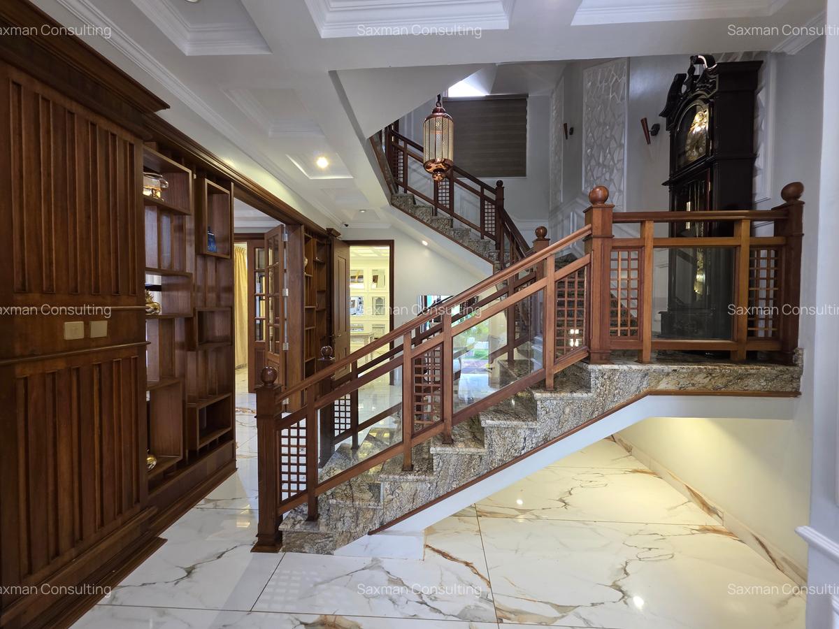 5 Bed Villa with En Suite in Lavington - 14