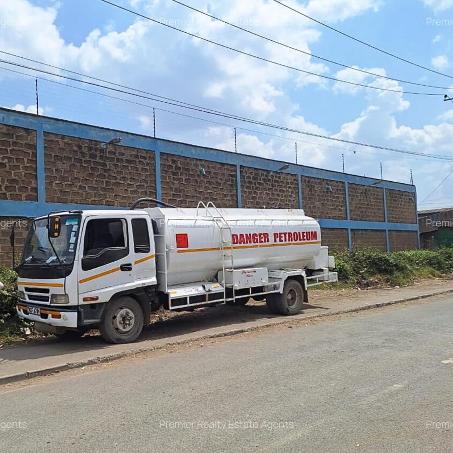 2.225 ac Warehouse with Backup Generator at Industrial Area - 4