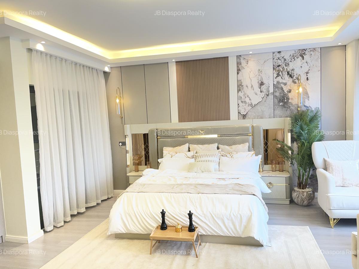 4 Bed Apartment with En Suite at Parklands - 16