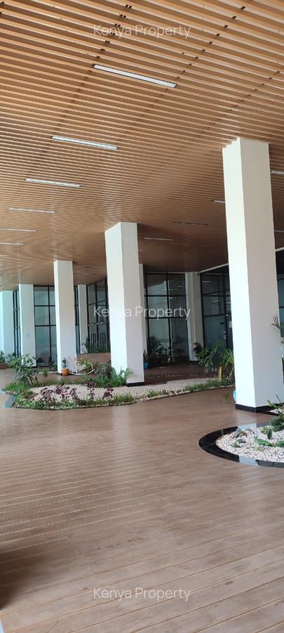 2 Bed Apartment with En Suite at Riverside Drive - 15