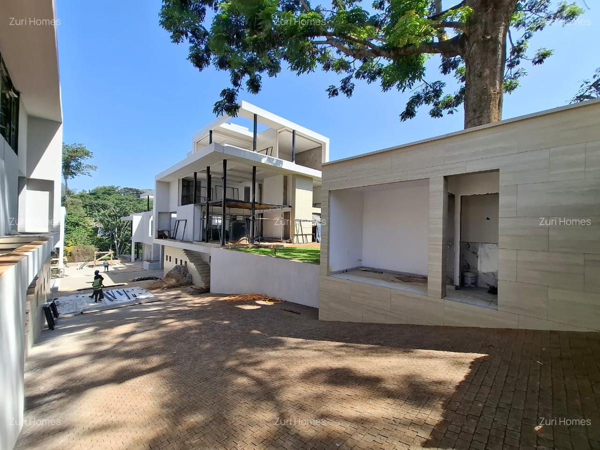 6 Bed Townhouse with En Suite in Lavington - 18