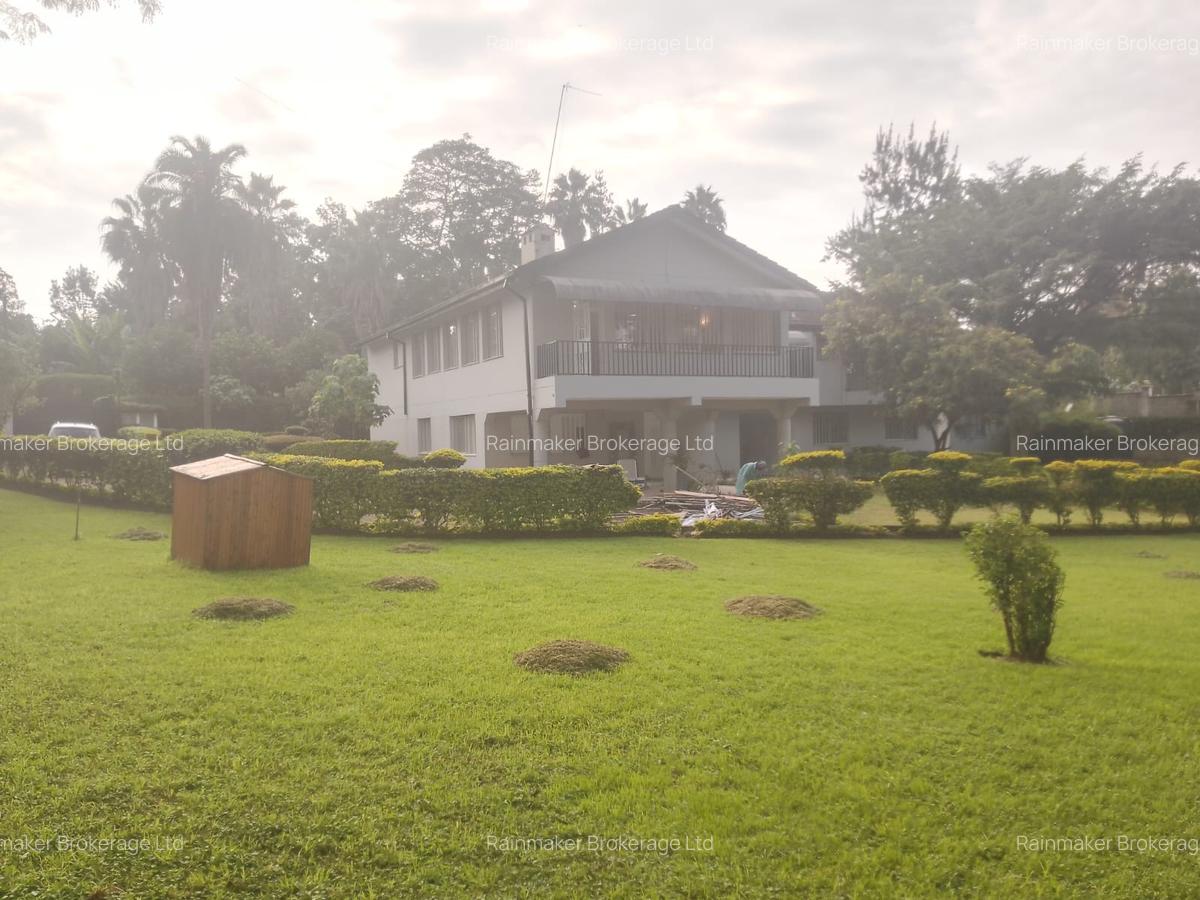 5 Bed House with En Suite in Nyari - 2