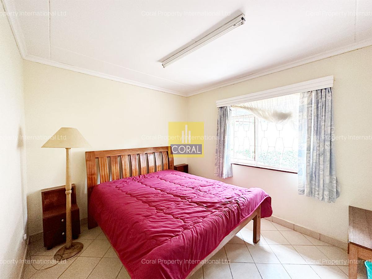 Commercial Property in Kyuna - 14