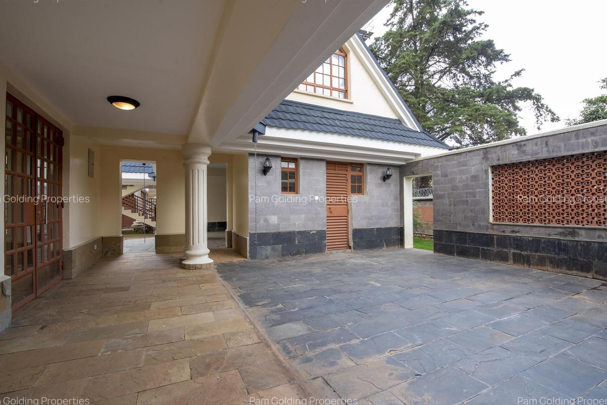 7 Bed House with En Suite in Karen - 18