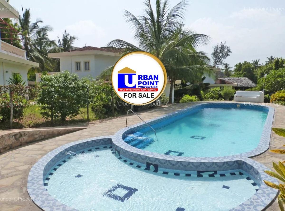 4 Bed Villa with En Suite in Watamu - 1