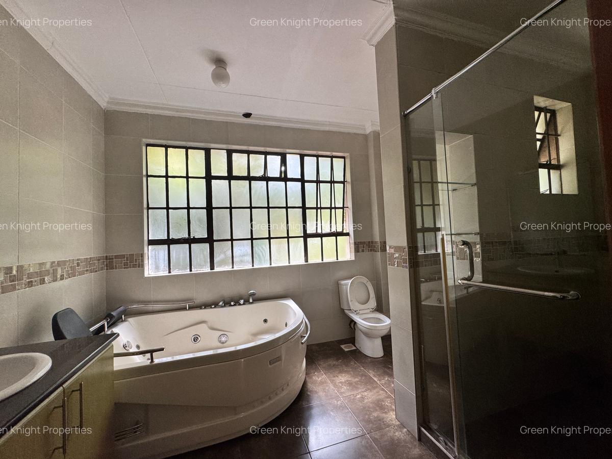 4 Bed House with En Suite in Karen - 12