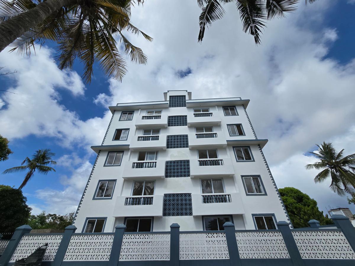 2 Bed Apartment with En Suite in Mtwapa - 1