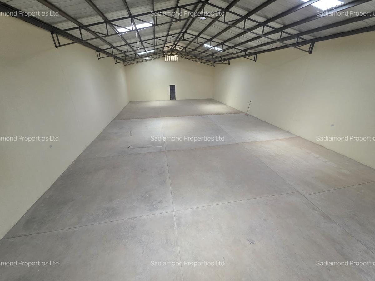 5,167 ft² Warehouse in Athi River - 5