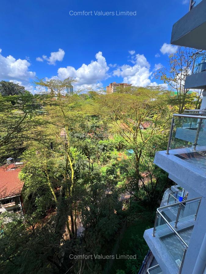 Serviced 2 Bed Apartment with En Suite at Riverside Drive - 7