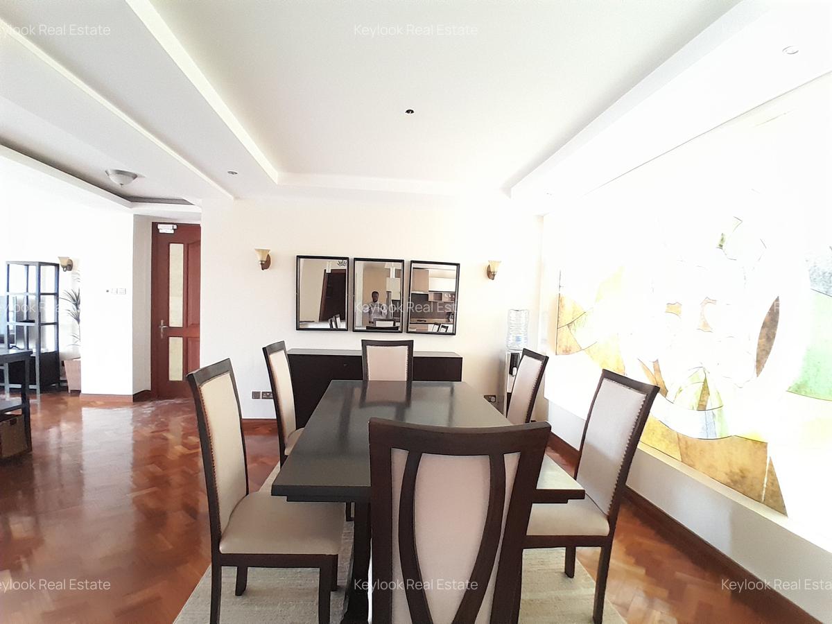 Serviced 3 Bed Apartment with En Suite at 1249 - 9