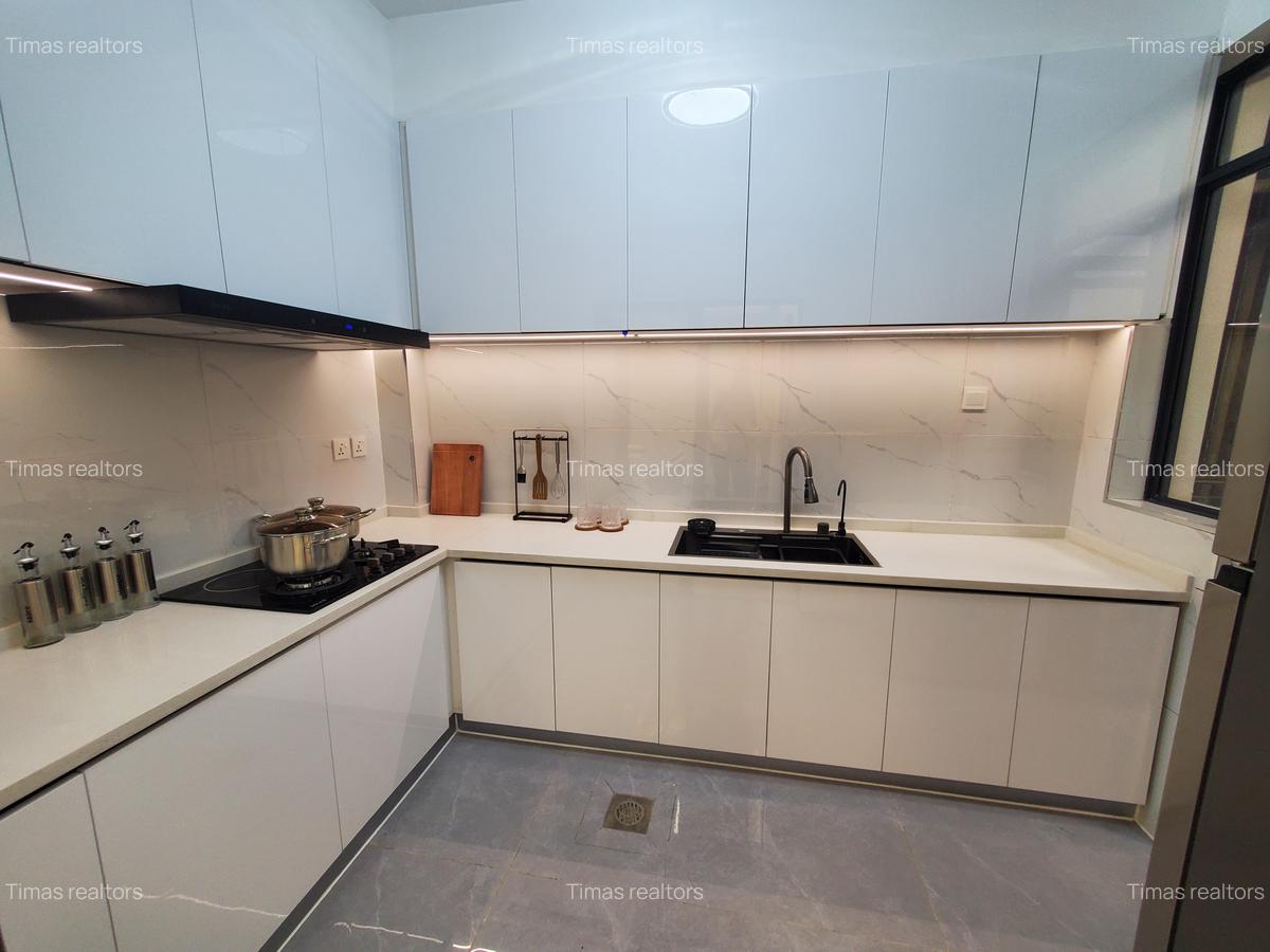 3 Bed Apartment with En Suite at Westlands - 4