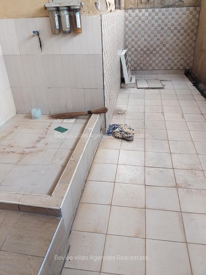 5 Bed Townhouse with En Suite at Parklands - 13