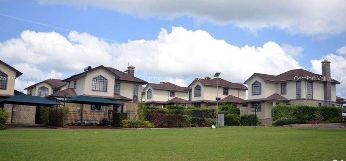 4 Bed Townhouse with En Suite at Runda - 3