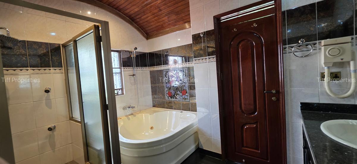 6 Bed House in Gigiri - 15