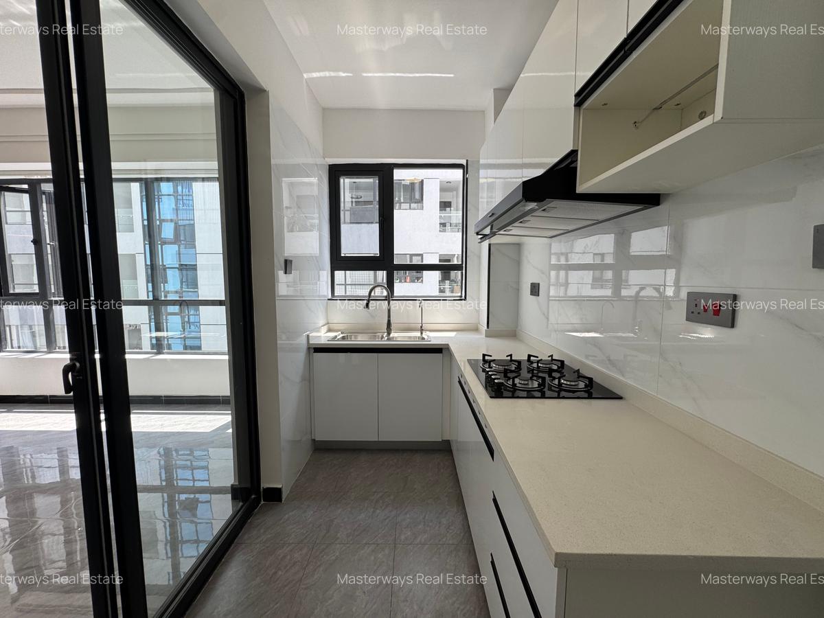 2 Bed Apartment with En Suite in Lavington - 8