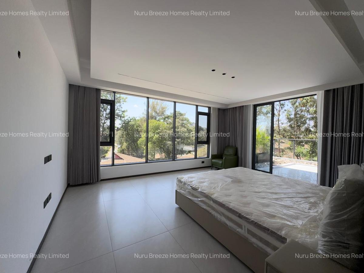 5 Bed Townhouse with En Suite in Lavington - 8