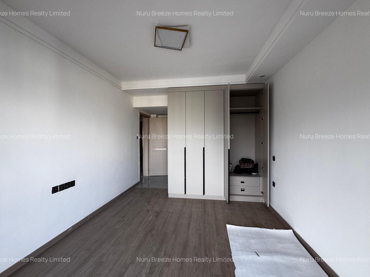 2 Bed Apartment with En Suite in Riverside - 10