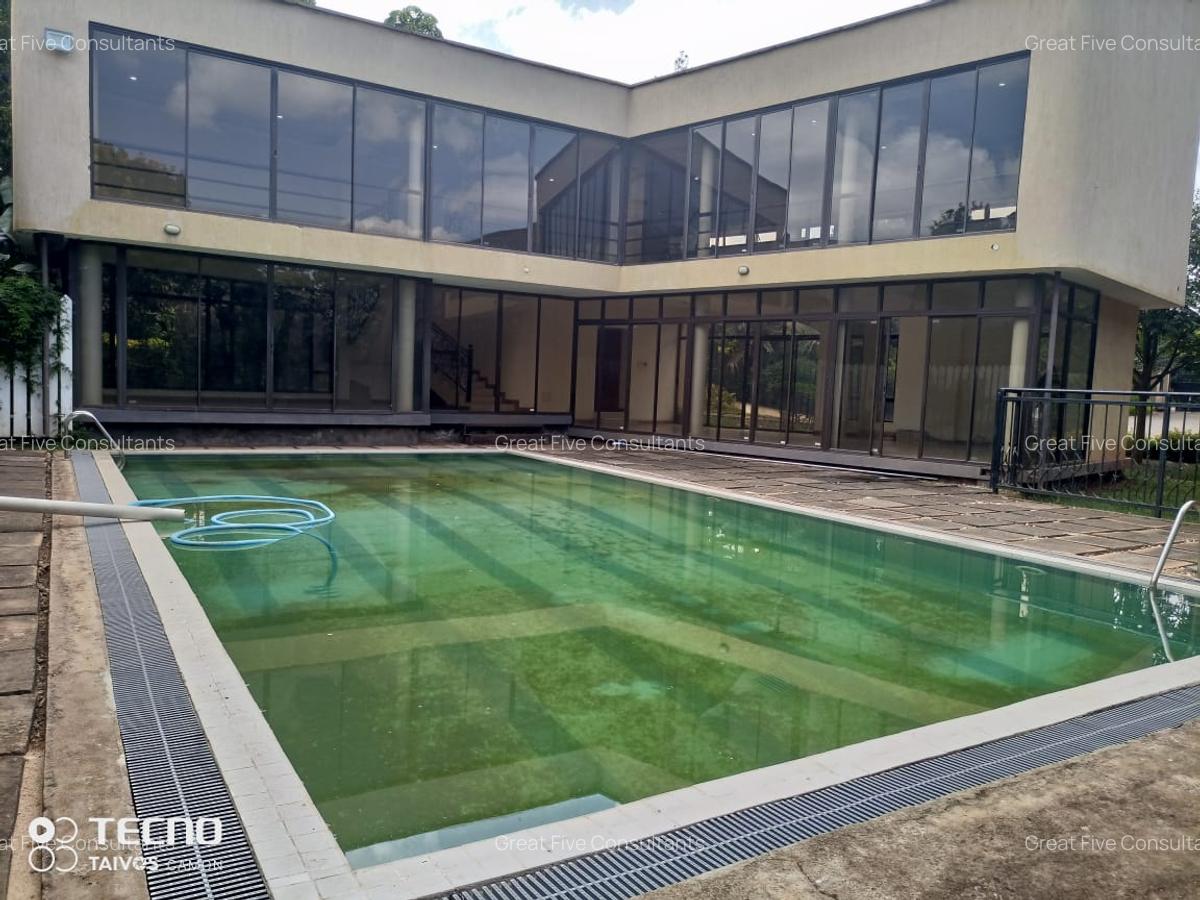 4 Bed Villa with En Suite in Runda - 2