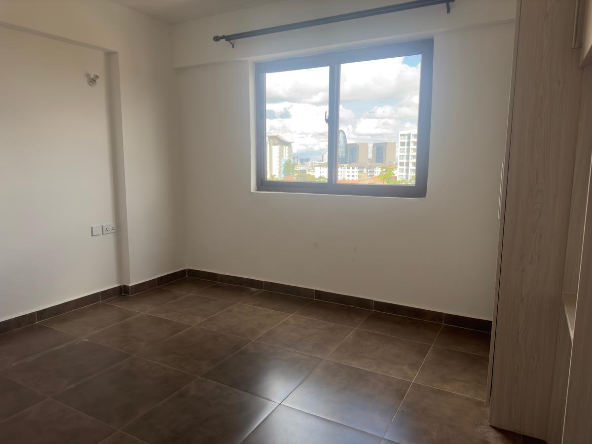 4 Bed Apartment with En Suite at Lantana Road - 13