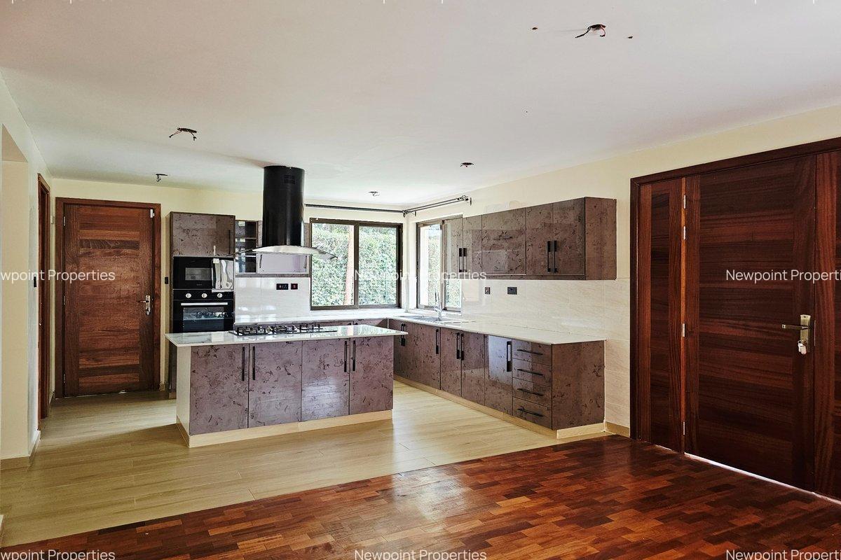 4 Bed House with En Suite in Karen - 8