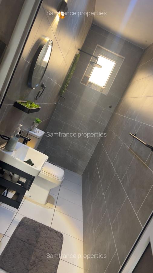 2 Bed Apartment with En Suite at Greenwood - 4