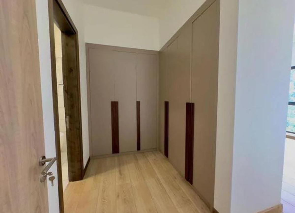 2 Bed Apartment with En Suite in Rosslyn - 6