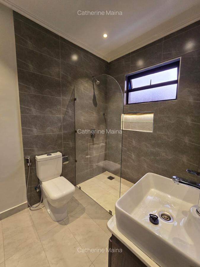 3 Bed Villa with En Suite in Gigiri - 8