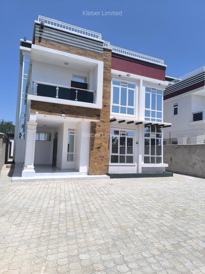 4 Bed House with En Suite in Kitengela - 1