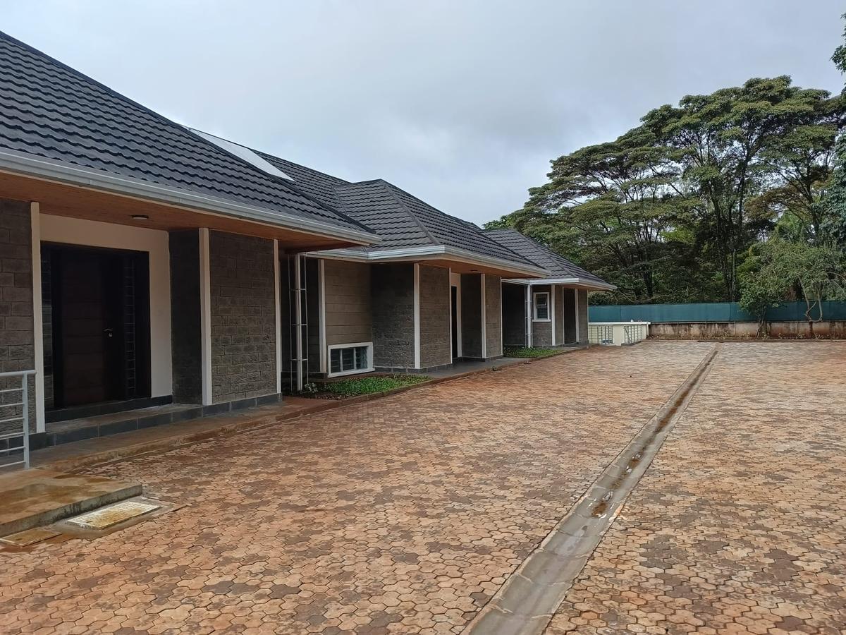 3 Bed Townhouse with En Suite at Runda - 17