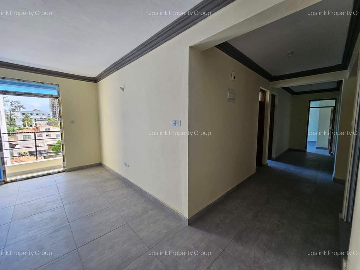 3 Bed Apartment with En Suite at Mt Kenya - 5