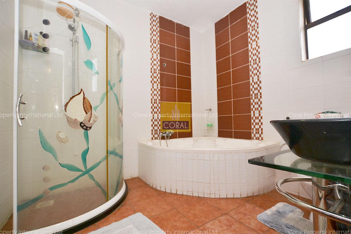 3 Bed Apartment in Parklands - 20