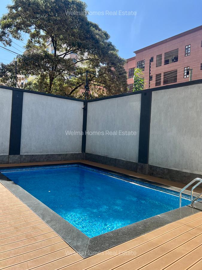 3 Bed Apartment with En Suite in Lavington - 17