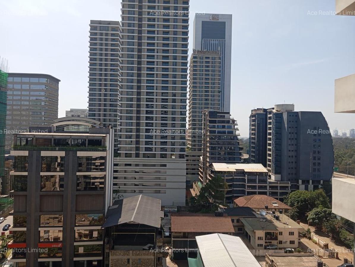 1 Bed Apartment with En Suite at Westlands Road - 5