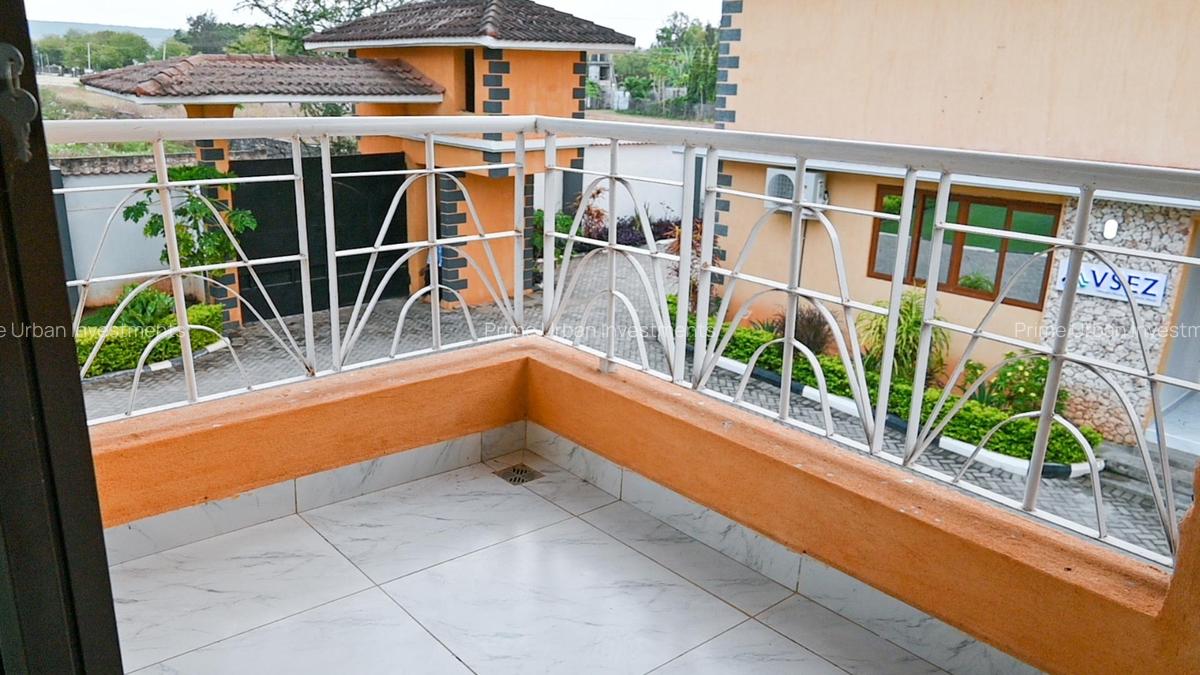 4 Bed House with En Suite in Vipingo - 9