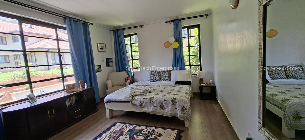 5 Bed Townhouse with En Suite in Kyuna - 9