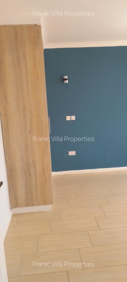 Serviced 2 Bed Apartment with En Suite at Runda - 6